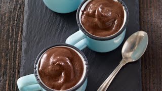 Recette  Mousse au chocolat noir [upl. by Dyob]