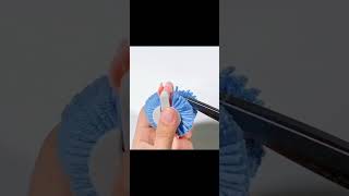 How to use pom pom maker [upl. by Eirelav]