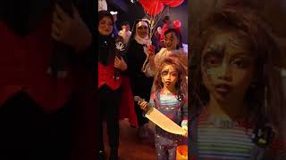 LEIKA PESTA DI DUNIA HALLOWEN BANYAK KARAKTER YANG MENYERAMKAN LEIKA JADI BONEKA CHUCKY 😲😲 [upl. by Ahrat]