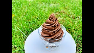 Doar 2 ingrediente si 10 minute de munca Crema ganache de ciocolata neagra foarte fina [upl. by Swigart]