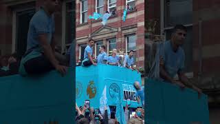 ERLING HAALAND SINGING AT THE BUS PARADE 😂 [upl. by Paymar]