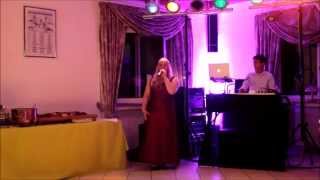 Hochzeitsauftritt  DieCheckerin singt [upl. by Enneyehc]