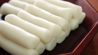 Garaeddeok long cylinder shaped rice cake 가래떡 [upl. by Nosyrb518]