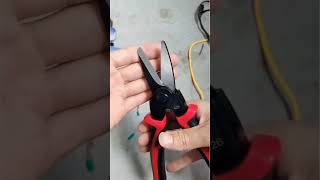 how to nterchangeable Head Multitool [upl. by Eenahc496]