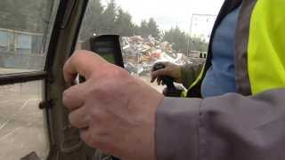 Conducteur trice de matériel de manutention et de conditionnement des industries des déchets [upl. by Anna-Diane]