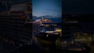 Erstanlauf Die Mein Schiff 7 feiert Premiere in der Hansestadt Hamburg meinschiff hamburg [upl. by Nairadal]