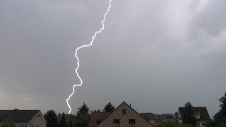 Zwaar onweer 5 juni 2015 thunderstorm mammatus shelfcloud lightnings [upl. by Madi]