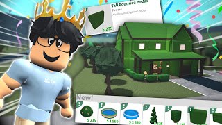 building a BLOXBURG HOUSE WITH THE NEW SUMMER UPDATE HEDGES [upl. by Byers691]