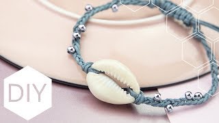 DIY sieraden maken met Kralenhoekje  Gevlochten armband met schelp [upl. by Anemaj]