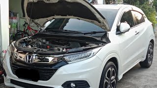 2019 Honda HRV EL Startup and Chime [upl. by Maida387]