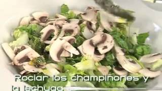 Receta de ensalada de lechuga y champiñones [upl. by Egbert]