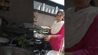 வெண்டைக்காய் இப்படி ட்ரை பன்னுங்க ❣️subscribe anijoeskitchen food tasty trending [upl. by Leruj81]