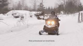 MOTONEIGES YAMAHA 2018 ADAPTÉES AU TOURISME [upl. by Valenza]