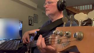 Bass cover Playing along to quotHaitian Divorcequot Steely Dan [upl. by Leur]