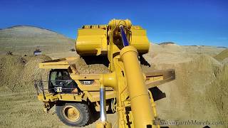 CAT 992G wheel loader inside amp outside view [upl. by Newby]