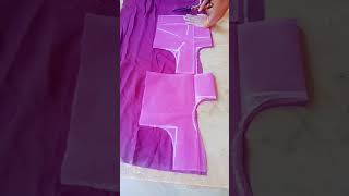 Astar ke sath blouse ki cutting sikhe ✂️✂️✂️👍👍 [upl. by Anwahsed972]