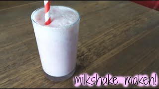 Milkshake maken [upl. by Nuahsor360]