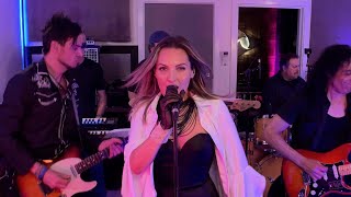 Man I Feel Like a Woman  Live Band Performance Shania Twain  Sing it Live [upl. by Dowlen]