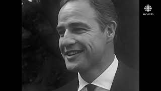 En 1965 Marlon Brando interviewé en français [upl. by Kcirdled665]