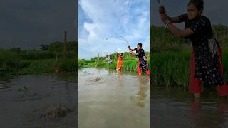 Two Lady amp A Boy Hook Fishing in Mud Water fishingmethods besthookfishing hookfishing [upl. by Dranyl]