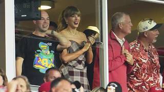 Taylor Swift Had an Adorable Reaction to Travis Kelces Kansas City Chiefs Win [upl. by Niawd]