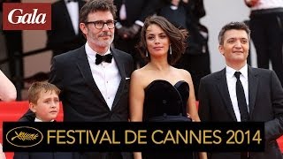 Cannes 2014  Bérénice Bejo sur le tapis rouge [upl. by Ysirhc]