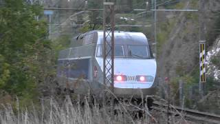 TGV Réseau  A lapproche de la gare de Modane [upl. by Avera474]