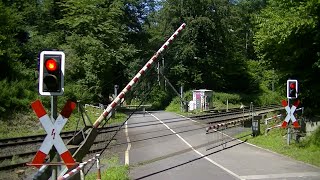 Spoorwegovergang Herzogenrath D  Railroad crossing  Bahnübergang [upl. by Docile]