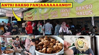 BAKSO PALING LARIS DI INDONESIA BAKSO CAK PITUNG SIDOARJO [upl. by Darcia]