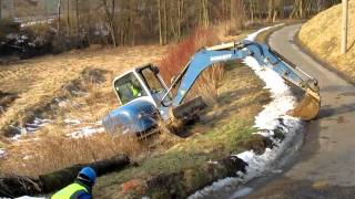 Čistá JizeraTurnov Bagr stoupá do 70 Excavator climbs to 70wmv [upl. by Judas510]