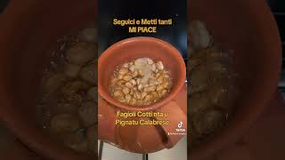 Fagioli Cotti nta u Pignatu Calabrese food cucinaitaliana fagiolatradizioneprodottipici [upl. by Olram470]