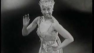 Josephine Baker TV Germany 50s Tomatoes and ChaChaCha [upl. by Noletta279]