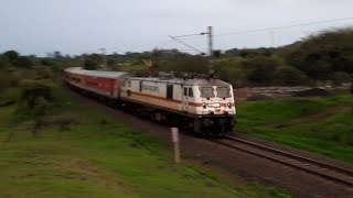 15066 Panvel  Gorakhpur Express In Monsoon At South Curve [upl. by Yttisahc]