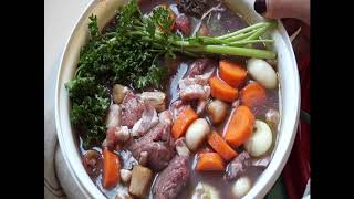 Boeuf Bourguignon traditionnel [upl. by Naillig]