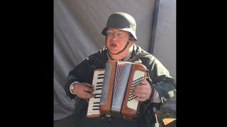 WW2 Accordion  German Music Das Kufsteinlied [upl. by Suoiradal627]