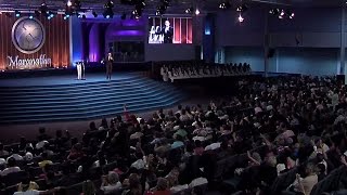 “¿Para qué envió Dios a su Hijo al Mundo” Pastor Francisco Barrios Domingo 24072016 [upl. by Nahpets]