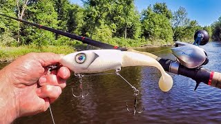 MUSKY FISHING AND PIKE CATCHING  Awesome BoatSide BlowUp on Kodiak Navin [upl. by Eiznik]