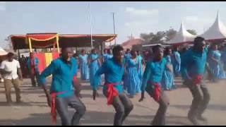 Aic Shinyanga Choir kiu Live in Kisesa Mwanza By NKurunziza [upl. by Enirahtak]