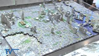 やのまん 4D CITY SCAPE TIME PUZZLE 東京おもちゃショー2011 [upl. by Paver]