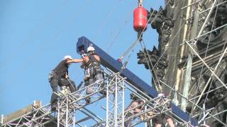 Liebherr  Mobile Crane LTM 1750 operating at Cologne Cathedral [upl. by Nomzed]