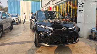 Toyota Hyryder  Base model  Base model m itna kuch 😱🤔 1114 Lakh [upl. by Naid]