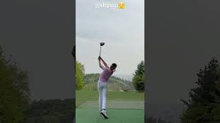 KLPGA 김가언프로 김가현프로 드라이버 스윙 슬로우모션 김가언프로 인스타ga3xn 김가현프로 인스타  gahyuno3 공통인스타  twingolfplayers [upl. by Aneekat987]