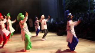 DILJIT DOSANJH  LIVE IN TORONTO  PUNJABI VIRSA DAY 2015  CANADAS WONDERLAND  IDMEDIA [upl. by Mcnully247]