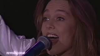 Fey Desmargaritando El Corazón Live Tour Tierna La Noche HD [upl. by Adnwahsar]