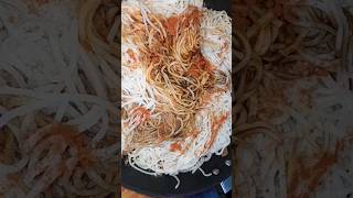 HOMEMADE CHOWMEIN ko bnaye THELE Vala CHOWMEIN🍜🍝 SHORTS CHOWMEIN Noodles chowmeinrecipe [upl. by Adnilym]