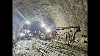 Imagini cu lucrările de pe șantierul secțiunii 4 TigveniCurtea de Argeș  Autostrada SibiuPitești [upl. by Sacttler]