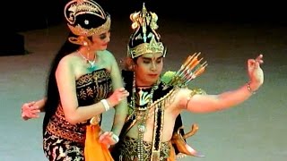 BEAUTIFUL Javanese Indonesian RAMAYANA Prambanan Dance  STKA Tari Klasik Jawa Tengah HD [upl. by Pironi]