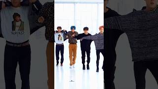 Raka taka taka BTS  bts rakatakataka btsarmy [upl. by Aneele]