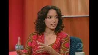 Jennifer Beals  Interview The Wayne Brady Show February 4 2004 [upl. by Sussna]