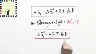 Zusammenhang zwischen chemischem Gleichgewicht und freier Enthalpie Berechnungsbeispiele  Chemie [upl. by Ojahtnamas]